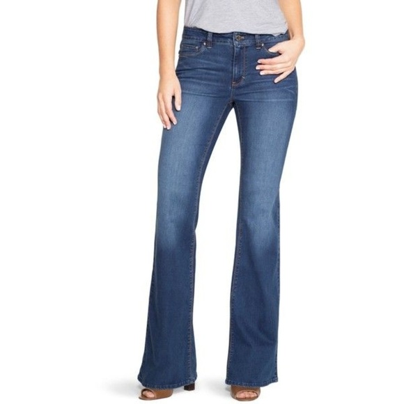 WHBM Rhinestone Contour Flare Leg Denim Jeans 2R - Picture 1 of 7